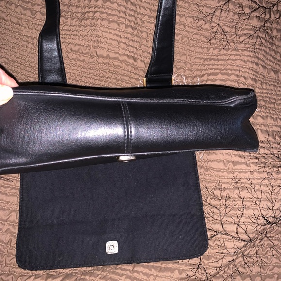 Vintage Liz Claiborne Black Crossbody 5 Compartments Comfy Adjustable Straps - Picture 14 of 16